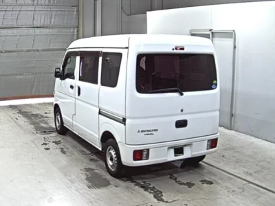 Mitsubishi MINICAB VAN