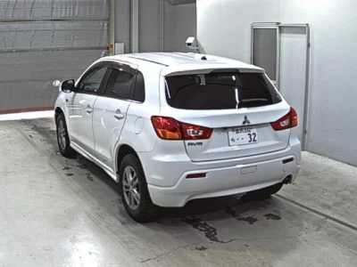 Mitsubishi RVR