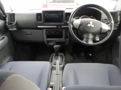 Mitsubishi MINICAB VAN
