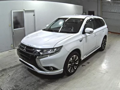 Mitsubishi OUTLANDER PHEV