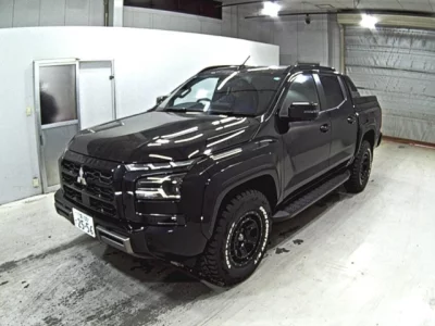 Mitsubishi TRITON