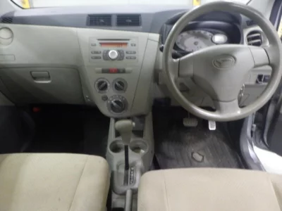 Daihatsu MIRA  с аукциона в Японии