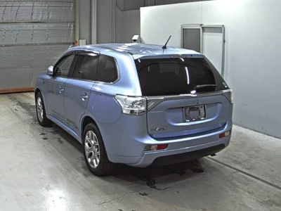 Mitsubishi OUTLANDER PHEV