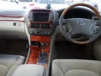 Toyota CELSIOR лот № 2171 оценка 3.5  с аукциона в Японии 2