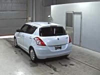 Suzuki SWIFT лот № 2201 оценка 3.5  с аукциона в Японии 1