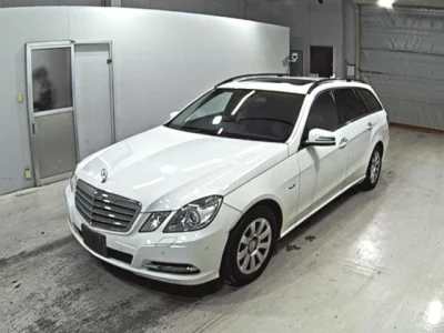 Mercedes-Benz E CLASS WAGON