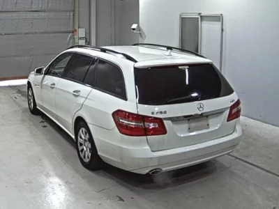 Mercedes-Benz E CLASS WAGON