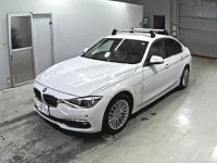 BMW 3-Series лот № 7179 оценка 3.5  с аукциона в Японии 3