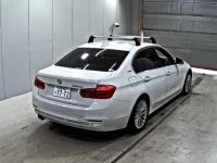 BMW 3-Series лот № 7179 оценка 3.5  с аукциона в Японии 4