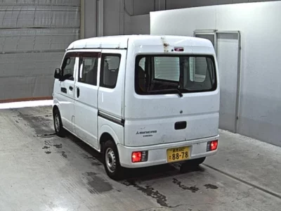 Mitsubishi MINICAB VAN