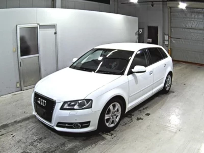 Audi A3  с аукциона в Японии