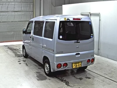 Nissan CLIPPER VAN