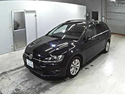 Volkswagen GOLF VARIANT