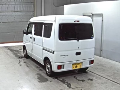 Mitsubishi MINICAB VAN