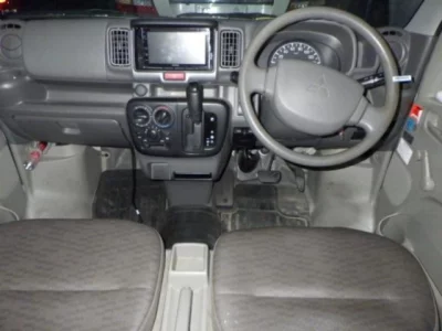 Mitsubishi MINICAB VAN