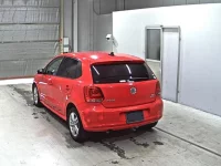 Volkswagen POLO лот № 2194 оценка 4  с аукциона в Японии 1