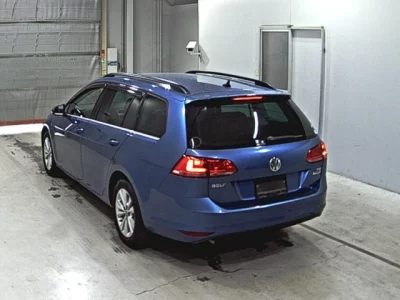 Volkswagen GOLF VARIANT