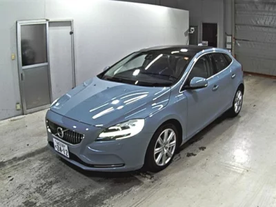 Volvo V40