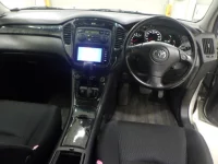 Toyota KLUGER лот № 3175 оценка 4  с аукциона в Японии 2