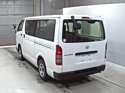 Toyota REGIUS ACE VAN