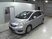 Honda FIT SHUTTLE лот № 2203 оценка 3.5  с аукциона в Японии 3