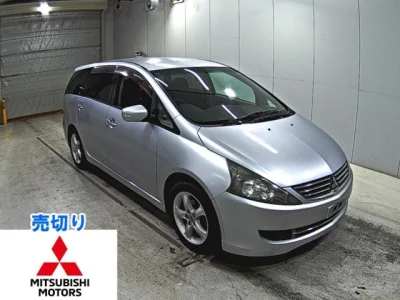 Mitsubishi GRANDIS