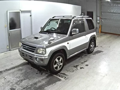 Mitsubishi PAJERO MINI
