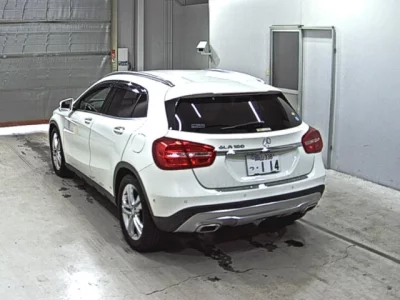 Mercedes-Benz GLA CLASS