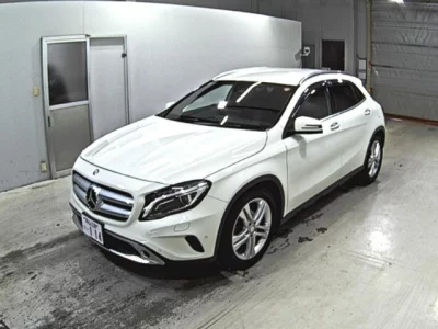 Mercedes-Benz GLA CLASS