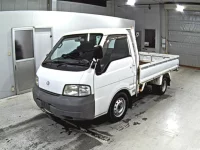 Mazda BONGO лот № 7192 оценка 3.5  с аукциона в Японии 3