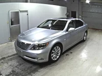 Lexus LS лот № 3351 оценка 3.5  с аукциона в Японии 3