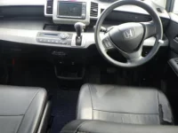 Honda FREED лот № 2258 оценка 4  с аукциона в Японии 2