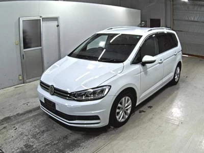 Volkswagen GOLF TOURAN