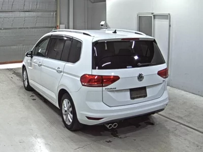 Volkswagen GOLF TOURAN