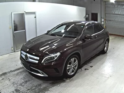 Mercedes-Benz GLA CLASS