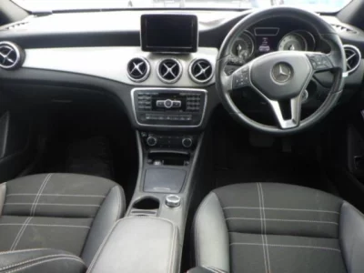 Mercedes-Benz GLA CLASS