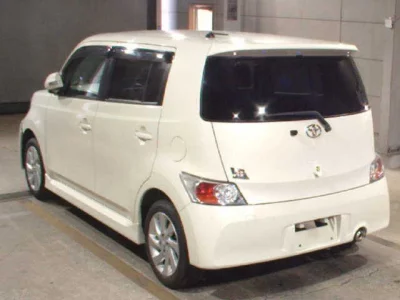 Toyota BB