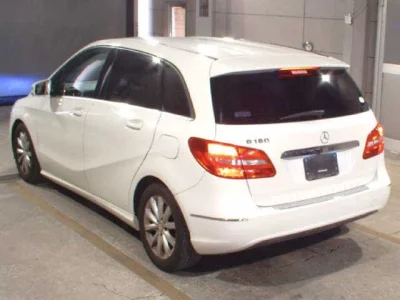 Mercedes-Benz B CLASS