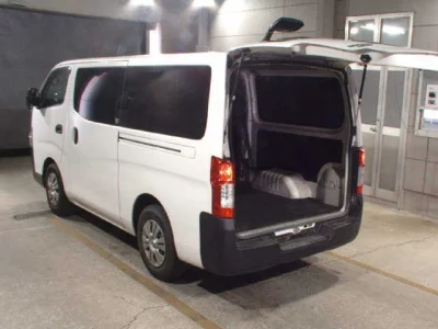 Nissan CARAVAN VAN