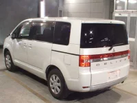 Mitsubishi DELICA D5 лот № 8106 оценка R  с аукциона в Японии 1