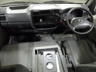 Mazda BONGO BRAWNY VAN