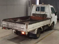 Mazda BONGO лот № 8104 оценка 3  с аукциона в Японии 4