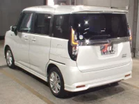 Suzuki SOLIO лот № 8006 оценка 4  с аукциона в Японии 1