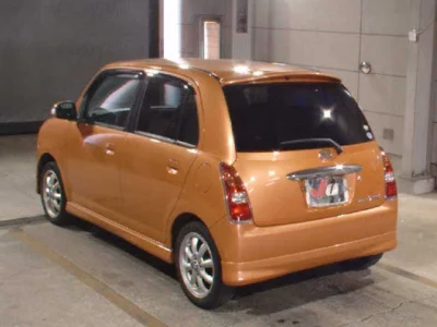 Daihatsu MIRA
