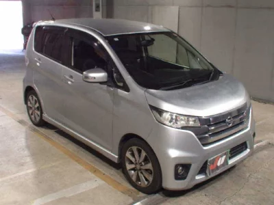 Mitsubishi EK CUSTOM