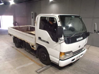 Nissan ATLAS  с аукциона в Японии