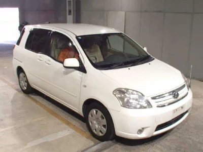 Toyota RAUM