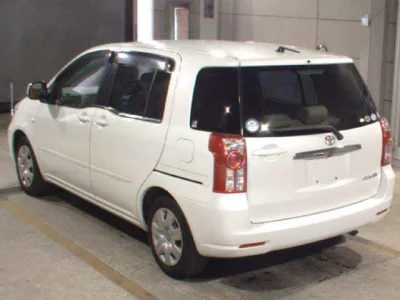 Toyota RAUM