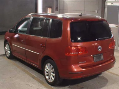 Volkswagen GOLF TOURAN