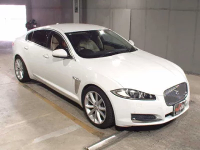 Jaguar XF SERIES